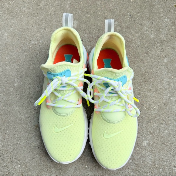 Nike React Presto 'Psychedelic Lava' Athletic Sneakers Womens size 7 - Picture 4 of 9